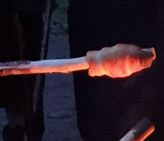 Ensimmäinen Nouse Naiseuteen retriitti oli meille ohjaajillekin voimauttava kokemus. Leijuimme monta viikkoa ilosta osallistujien tavoin. Uusia on tulossa, kunhan korona hellittää!